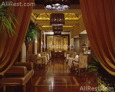 Four Seasons Resort 6